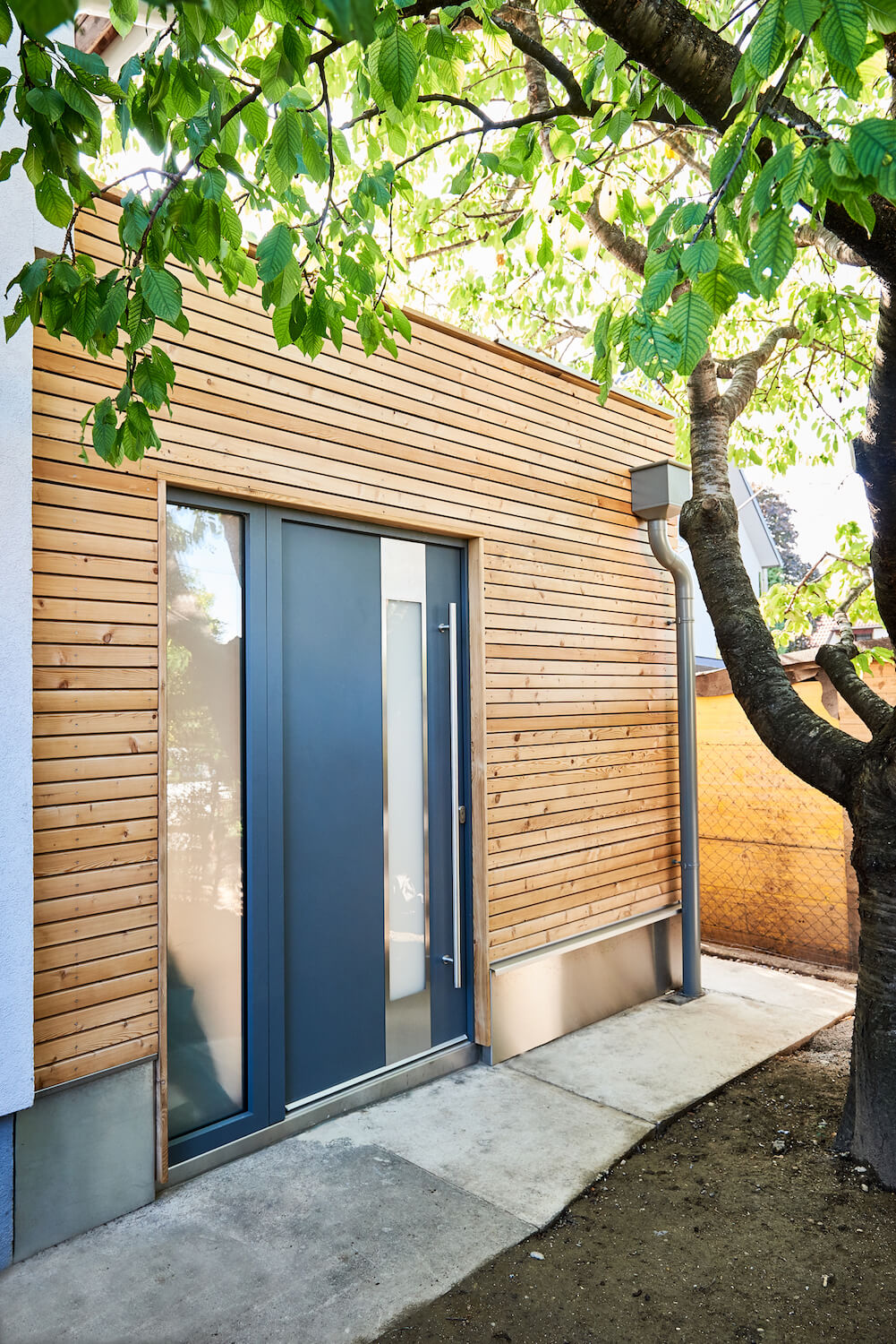Gartenhaus nach Maß mit Holzfassade